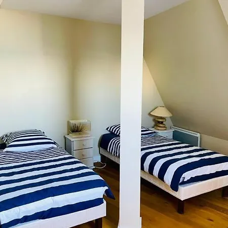 Le Castel Marine Vue דירה